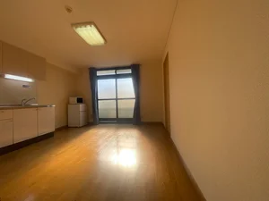 のマンスリーマンション・ウィークリーマンション「レオパレス中井町３ 202(No.983616)」メイン画像