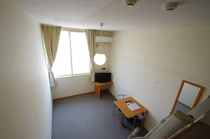 岸和田駅（大阪府）のマンスリーマンション・ウィークリーマンション「レオパレス大宮 107(No.983685)」メイン画像