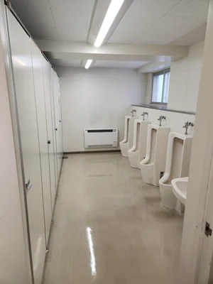 共用トイレ