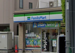 ファミリーマート 那古野南店まで徒歩４分、280ｍ