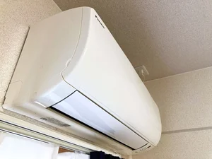 エアコン冷暖房ありで温度調整を！