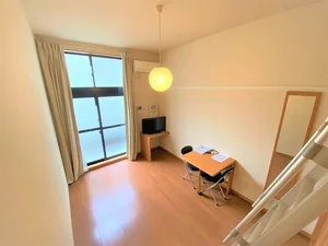 のマンスリーマンション・ウィークリーマンション「レオパレスロードサイド結城 102(No.988953)」メイン画像