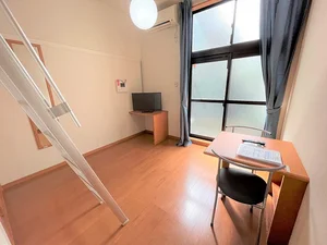 のマンスリーマンション・ウィークリーマンション「レオパレス国栄 101(No.996639)」メイン画像