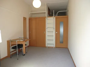 兵庫県のマンスリーマンション・ウィークリーマンション「レオパレスラ　フォレ 204(No.997513)」メイン画像