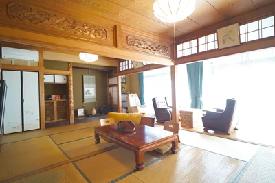AKARIYA Home