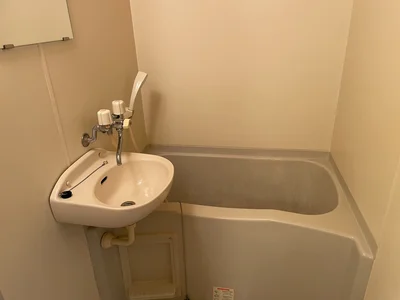 西岡崎駅前アール