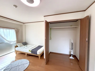 🔷🔹🔸🔶⭐駐車場付き🚙⭐1Kタイプ⭐音が気になる方も安心な鉄骨造のお部屋⭐【禁煙&Wi-Fi無料】⭐🔶🔸🔹🔷「K21」