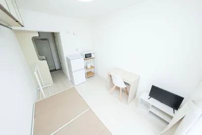 新宿まで4分！家具家電付きアパートメント