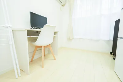 横浜まで9分！家具家電付きアパート