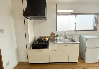 【岐阜市松鴻町/名鉄岐阜駅徒歩７分/駐車場有/南向き角部屋/広々1LDK/Wi-Fi無料】マンスリーベースＪＰ G005