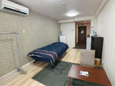 「新大阪駅」出口すぐ|ゆったり9帖の間取り