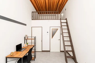 甲府市上石田エリア✨家具家電駐車場無料❗ロフト付きTM98　