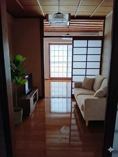 淡路島津名一宮IC車4分🚙駐車場1台込🚙広々2K✨ドラッグストア徒歩2分🛒Wifi無料👍【M069】