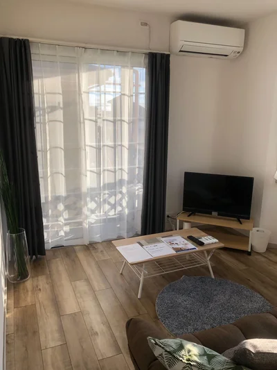 トーマンスリー鳥栖市宿町2★スーパー徒歩３分★駐車場無料★（鳥栖市宿町）