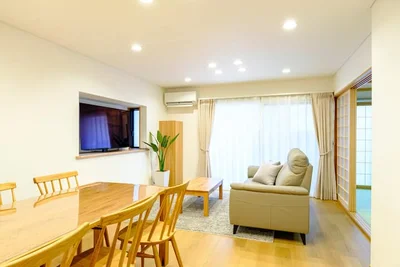 【新宿から4分✨】Shibuya Second Home 📌Serta製ベッド/一棟貸切4LDK/最大8名　5~6月空