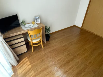 すむだすⅢ✨駐車場あり✨角部屋✨2人入居可✨スーパー・ドラッグストア近く🏪