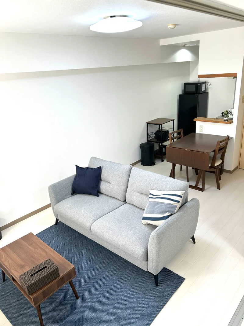 ダイニングテーブル設置で作業もはかどります！