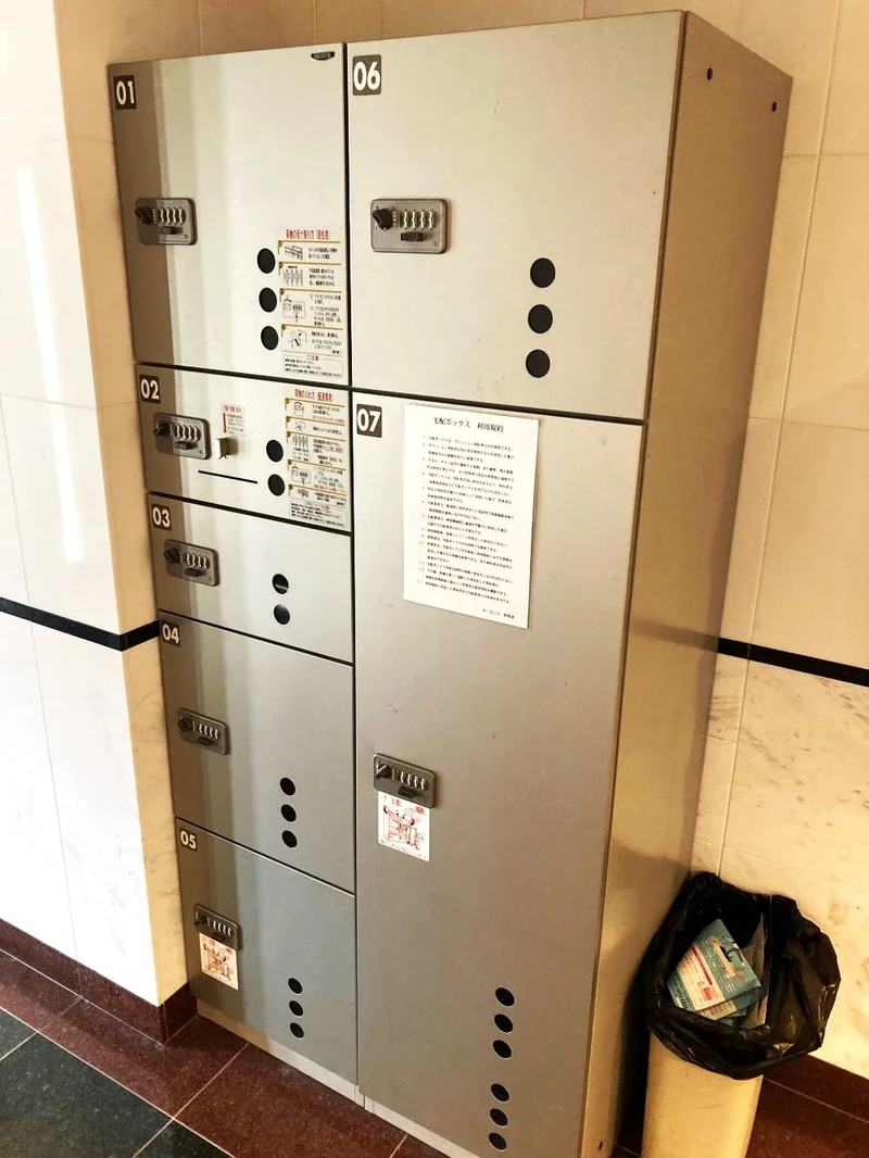 宅配ボックスあり　不在がちな方も荷物がいつでも受け取れて便利です！