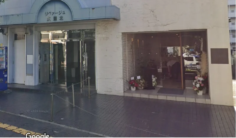 ラ セッテ 本店まで徒歩１３分