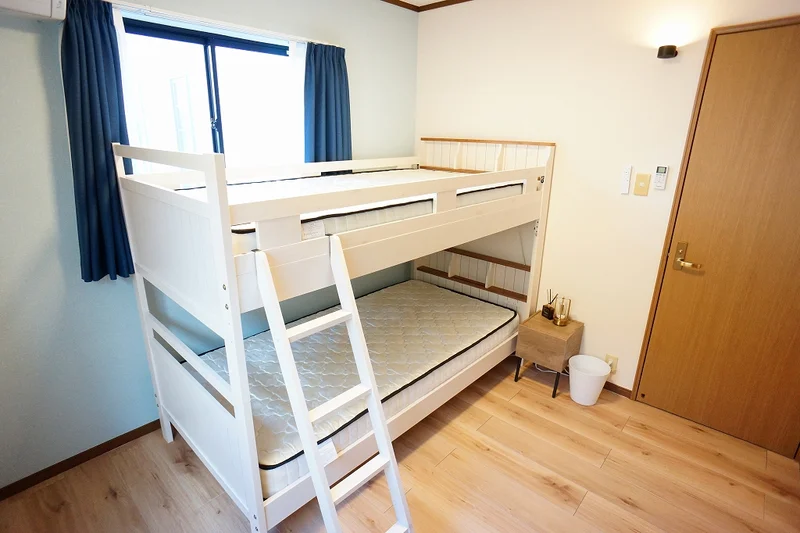 ベッドルーム３