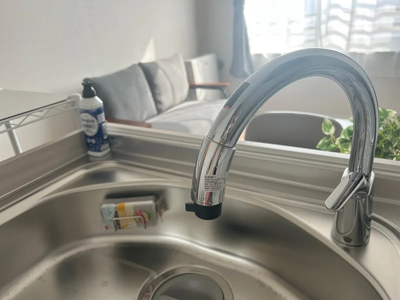 タッチタイプの水道で便利です！