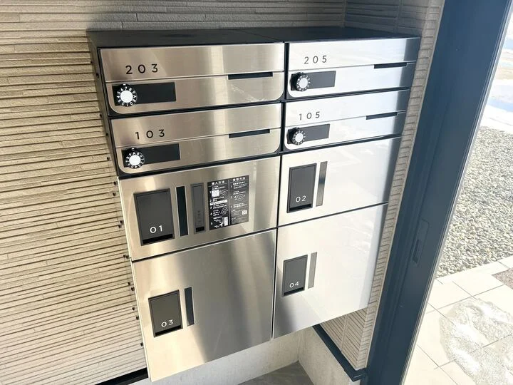 人気の宅配ボックスつき物件です(^^)/