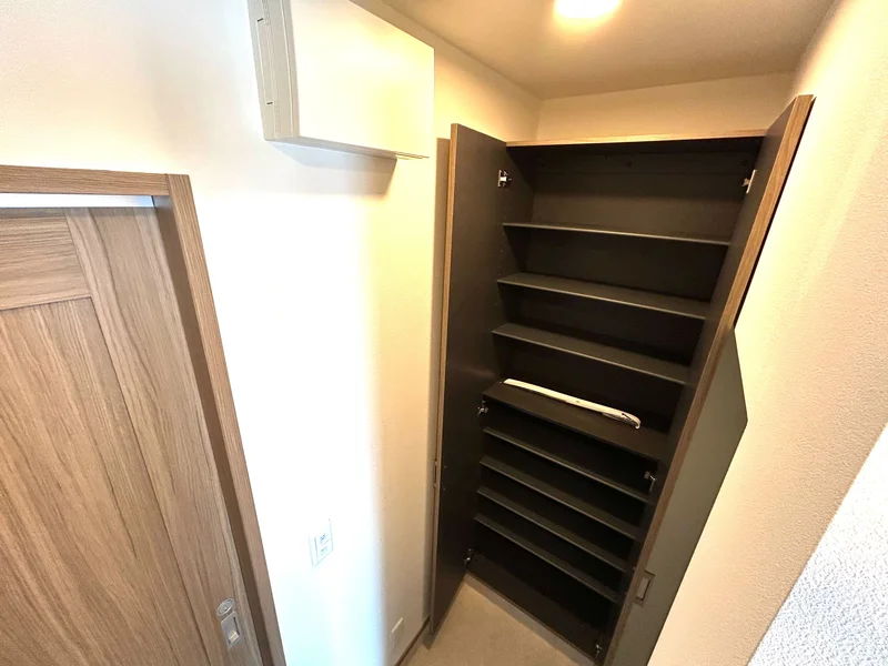 シューズボックス