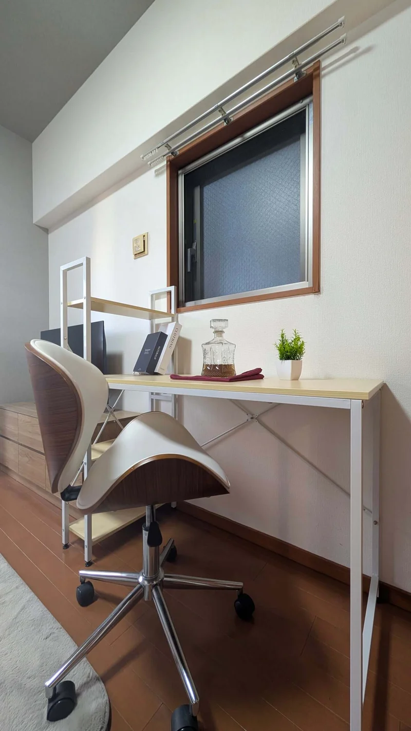 デスク・チェアも完備♪