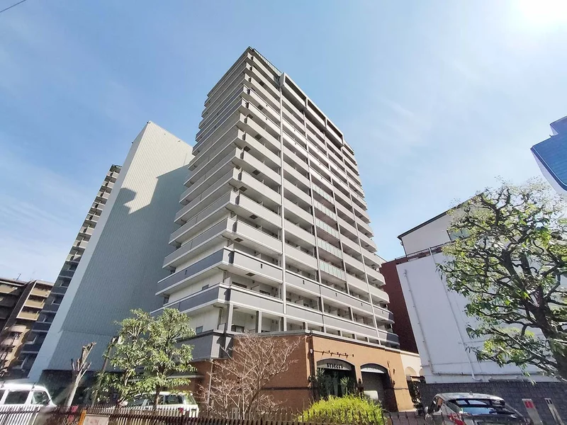 写真はお部屋のイメージです。ラグなどの室内装飾はございません。