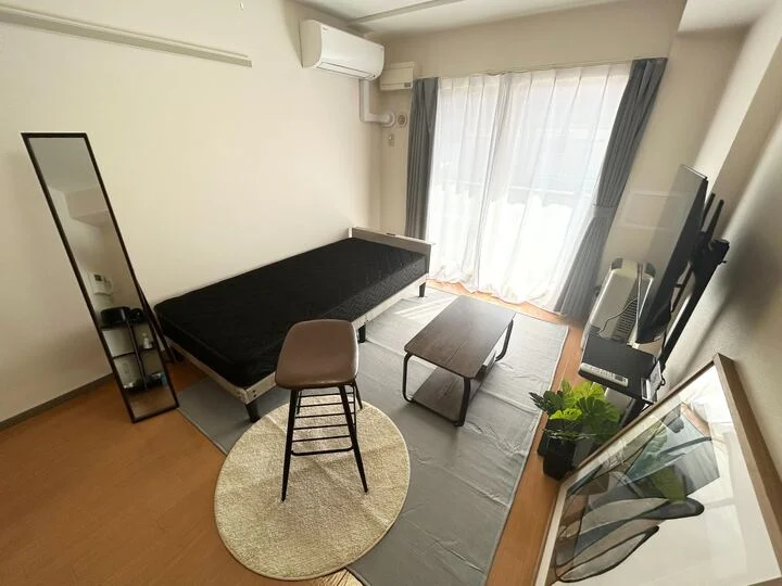 ベッドはシングルサイズをご用意。