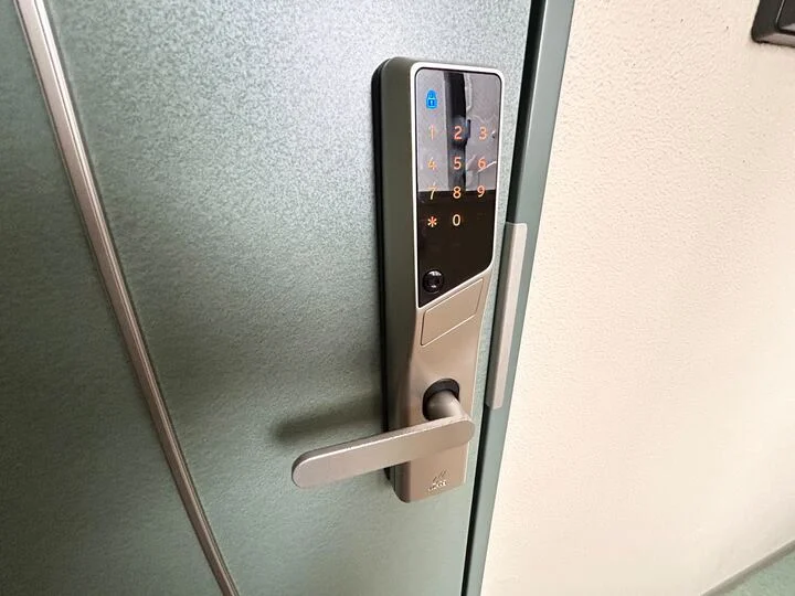 電子錠（暗証番号解除）