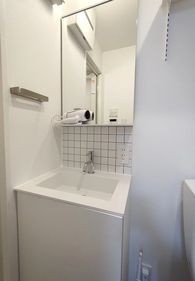 独立洗面台付き♪洗濯機も♪