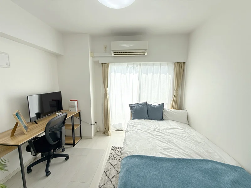 写真はイメージです。ラグなどの室内装飾はございません。