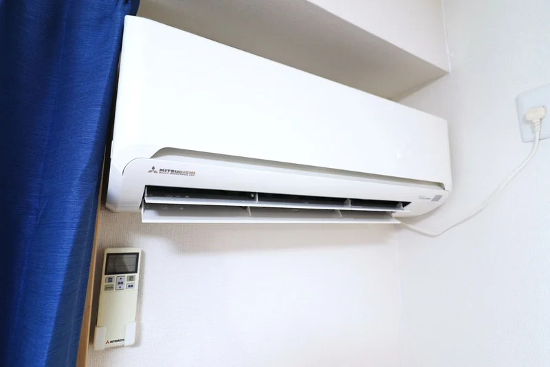 エアコンにて冷暖房完備