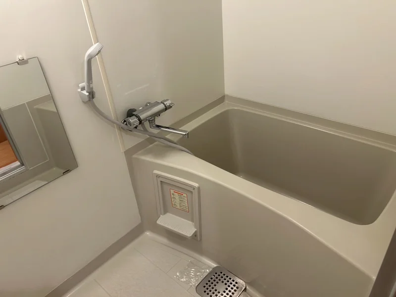 広々とした浴室