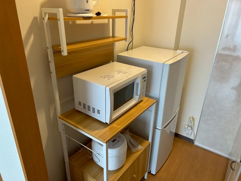 電子レンジ、炊飯器、ケトル　