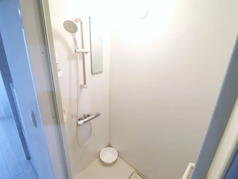 シャワールーム　シャンプーやボディーソープ等すべて標準品となっております。