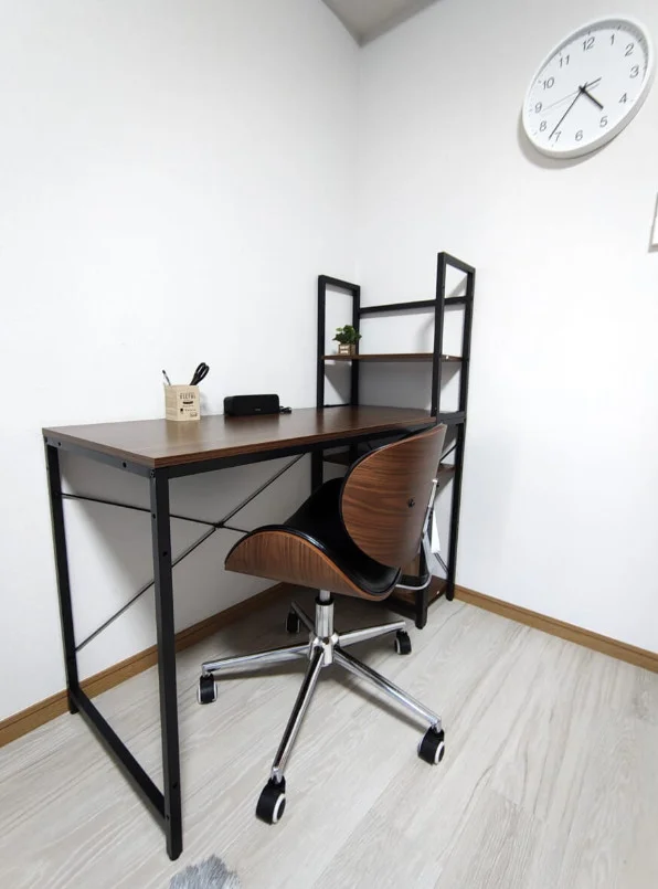 デスク・チェアも完備♪