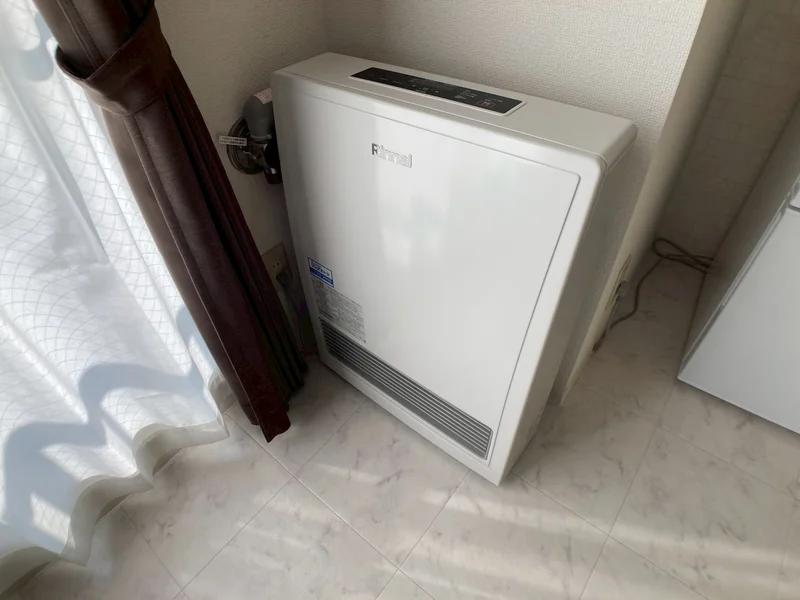暖房（ガスFFストーブ）