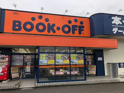 BOOKOFF 福井米松店まで徒歩１５分