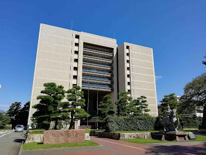 福井県庁まで徒歩１４分