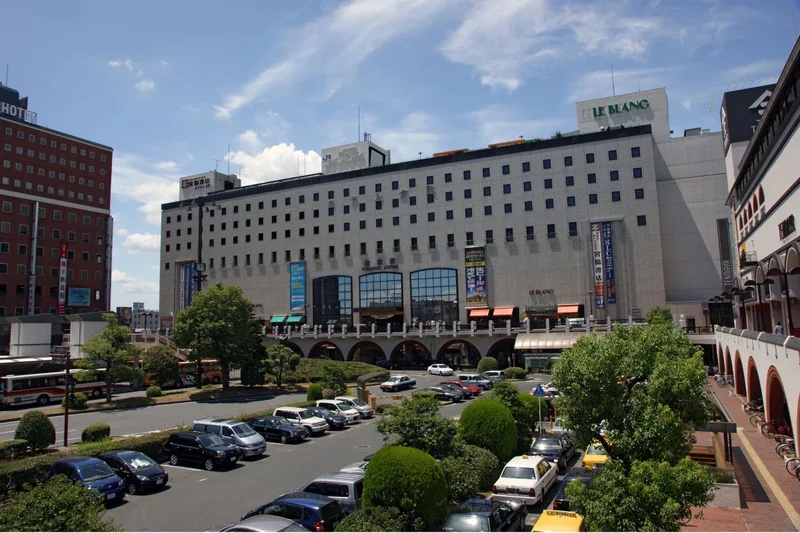 倉敷駅まで車で19分、7.9km。