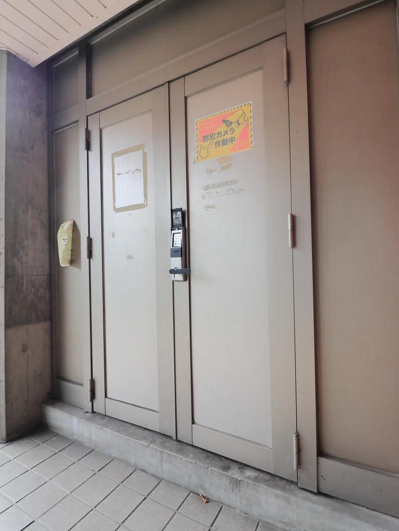 敷地内ゴミ捨て場　忙しい朝の時間帯でも楽々ごみ捨て可能！