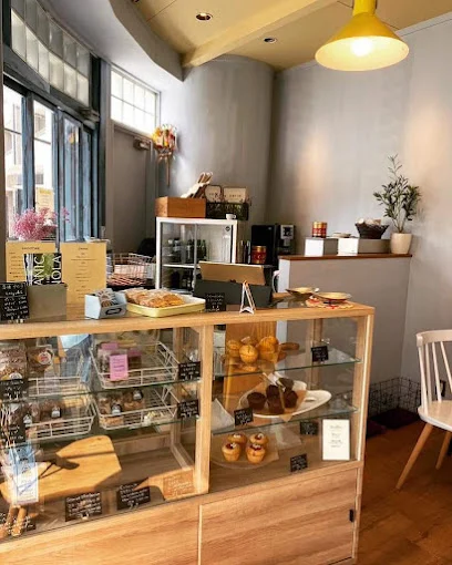 SHEBA　CAFEまで徒歩３分