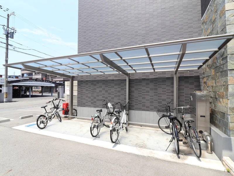 敷地内駐輪場　中距離移動に便利です！