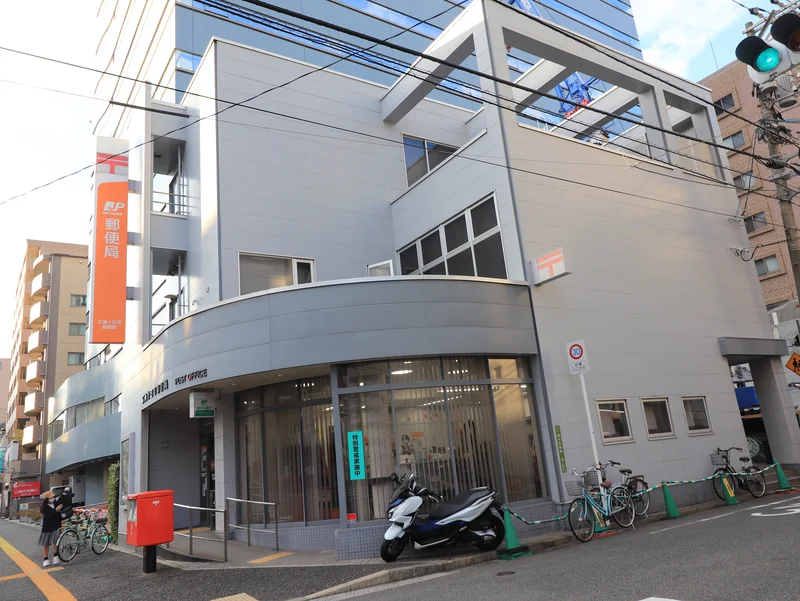 広島十日市郵便局まで徒歩１分