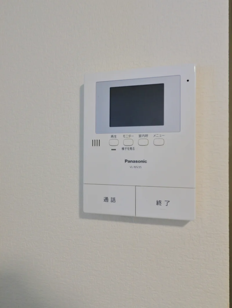 インターホンテレビモニターあり　だれが訪ねてきたか一目瞭然でわかります！