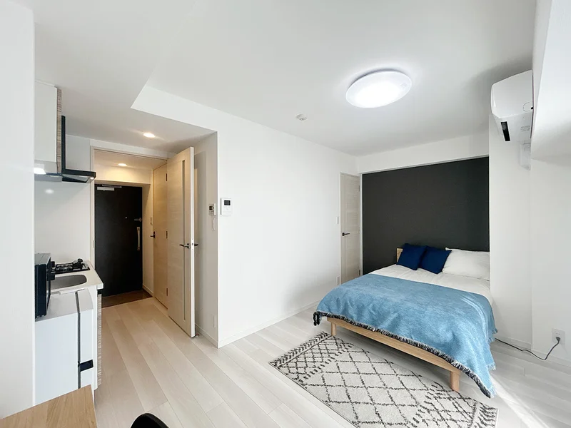 写真はイメージです。ラグなどの室内装飾はございません。