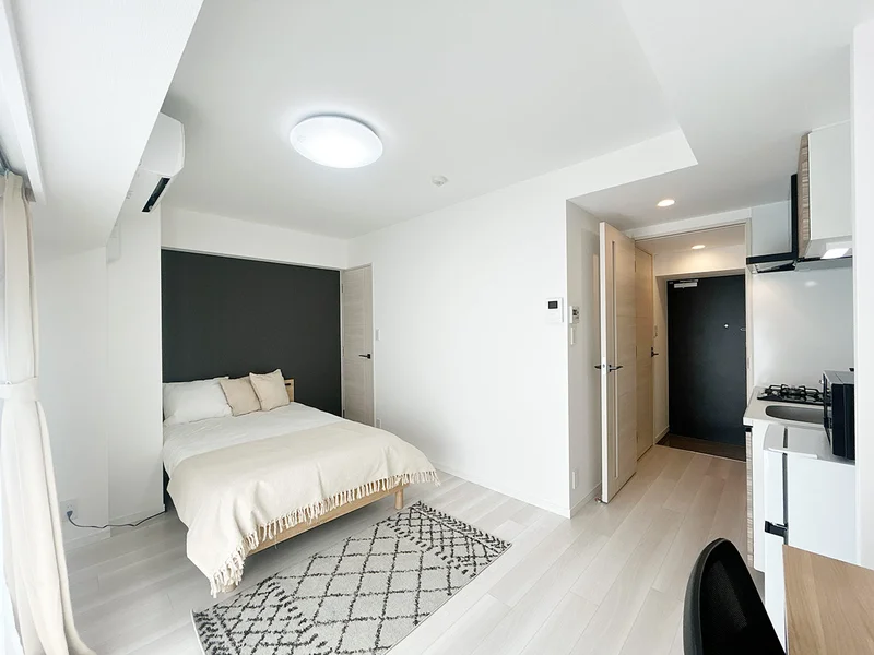 写真はイメージです。ラグなどの室内装飾はございません。