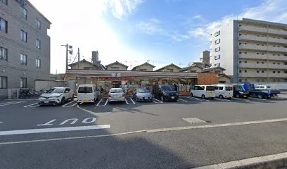 セブン-イレブン 広島東原１丁目店まで徒歩４分